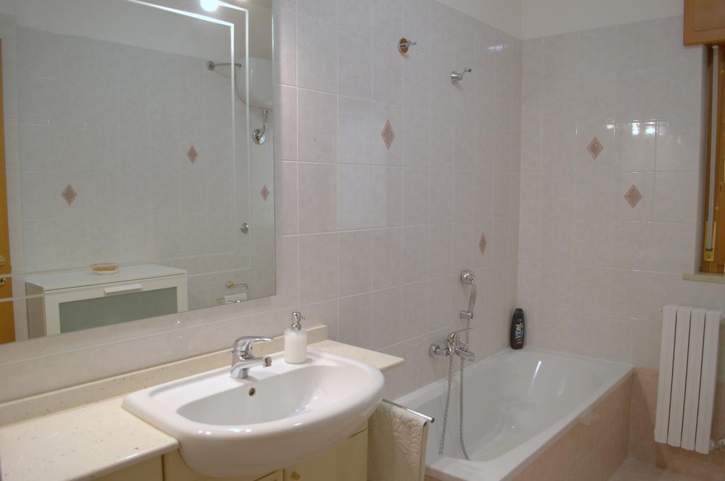 Casa Vacanze La Rocca Apartment Матера Екстериор снимка